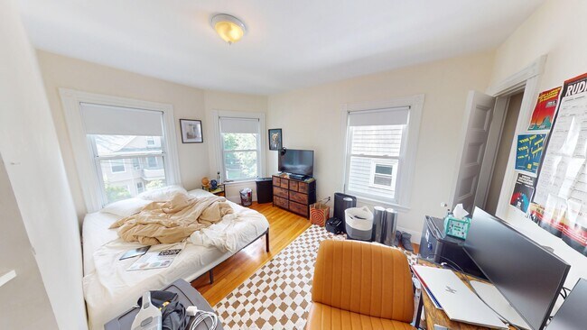 Foto del edificio - 1 Woodstock Ave