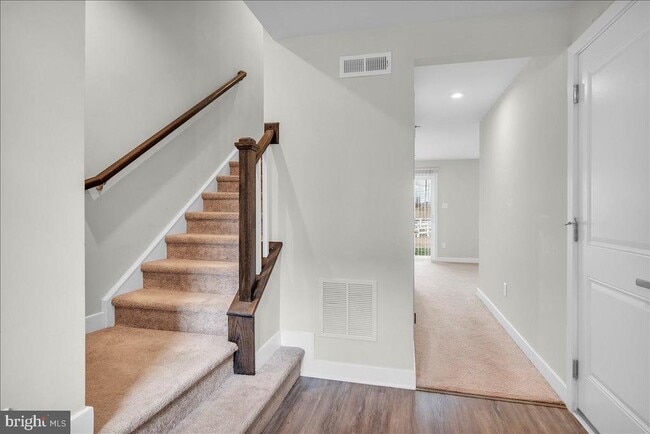 Building Photo - 83 Kohlmyer Dr