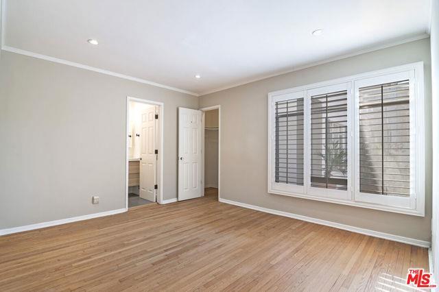 Foto del edificio - 1275 N Harper Ave