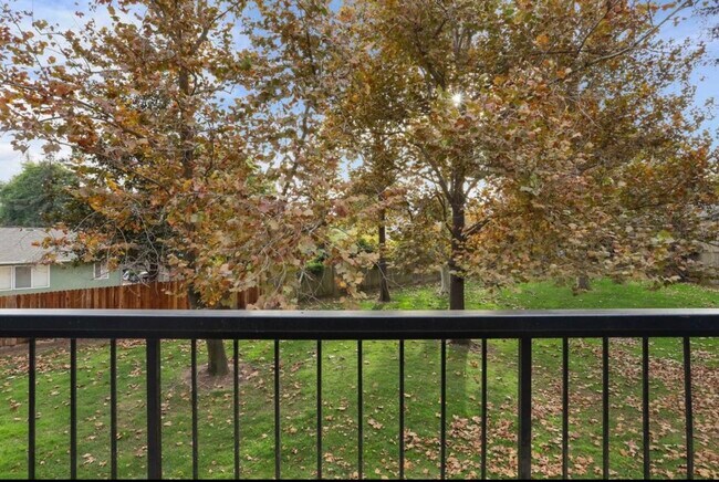 Building Photo - 3591 Quail Lakes Dr