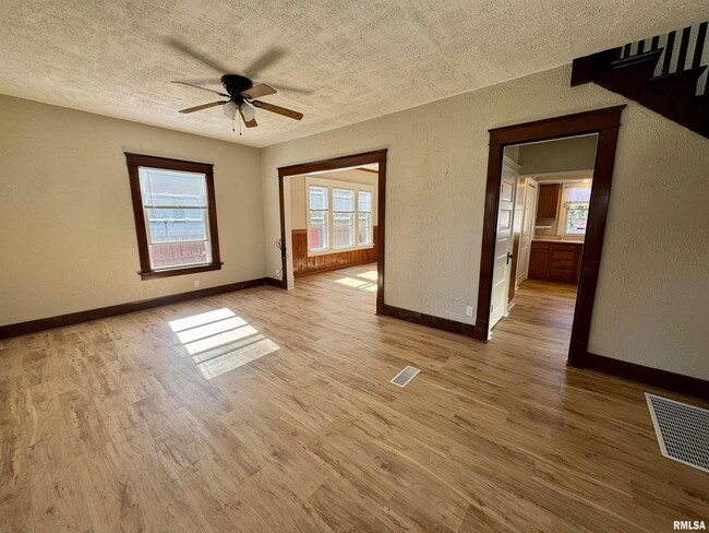 Foto del edificio - 716 46th St
