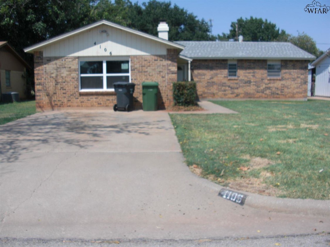 Primary Photo - 4106 Aspen St