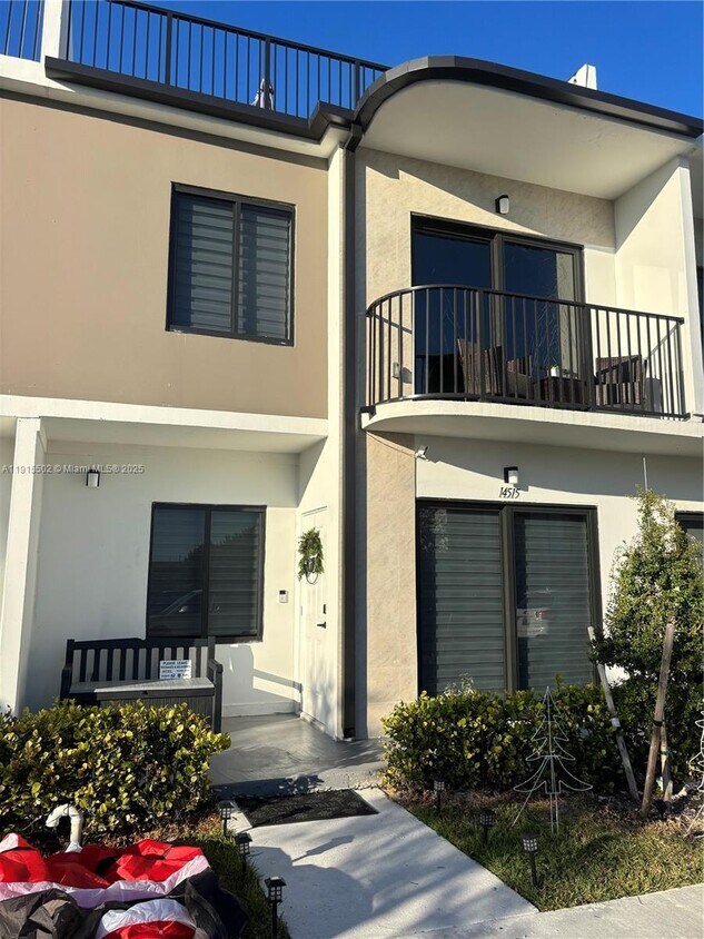 Foto principal - 14515 SW 261st St