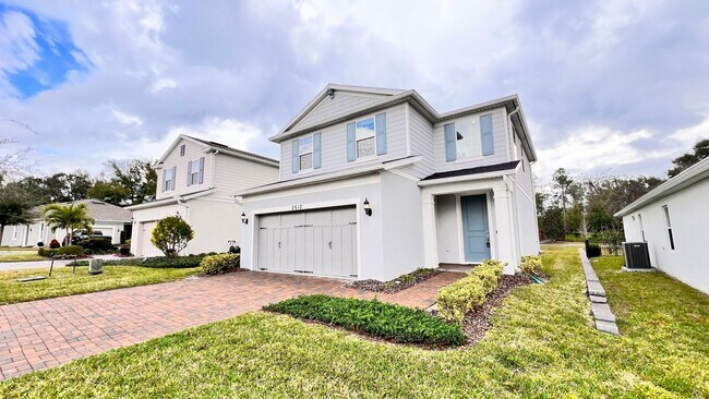 Building Photo - Beautiful, Recently Built 3 Bedroom (+ Lof...