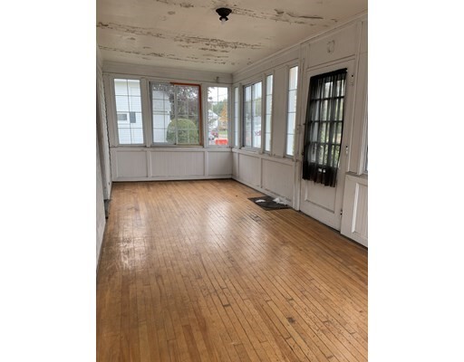 Building Photo - 336 Burncoat St