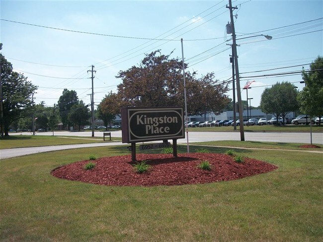 Foto del edificio - 6961 Pearl Rd