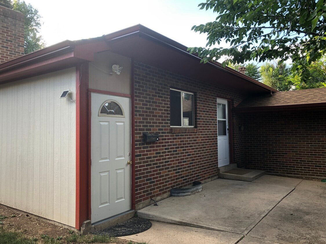Foto principal - 823 18th St