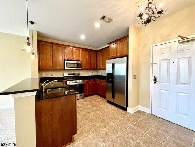 Building Photo - 2303 Ramapo Ct