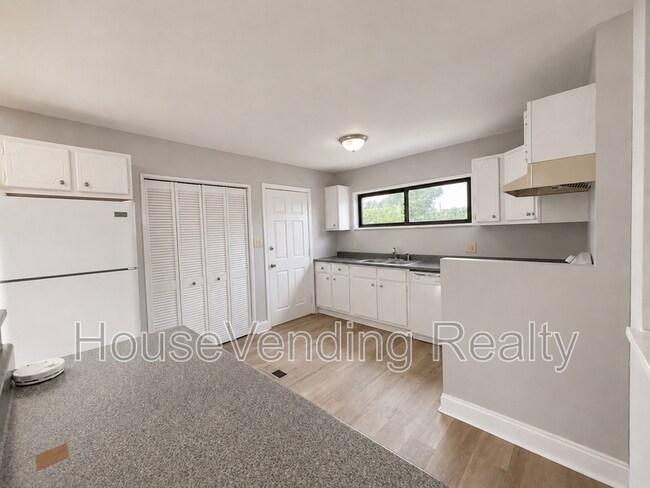 Foto del edificio - 2324 Grove St