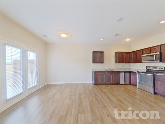 Foto del edificio - 11946 Fuller St