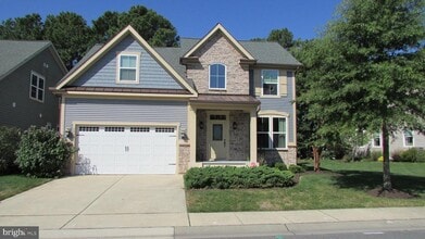 Building Photo - 30671 Kingbird Ct