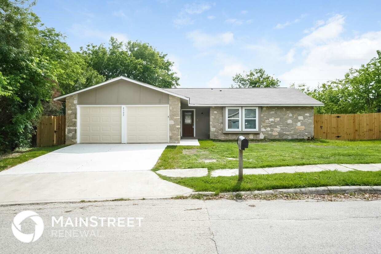 Foto principal - 4902 Buckwheat St