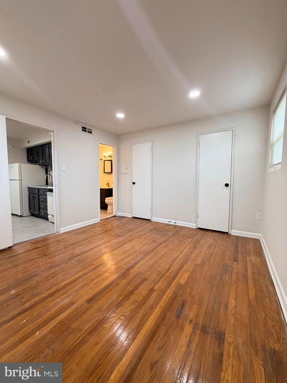 Foto del edificio - 714 Rhawn St