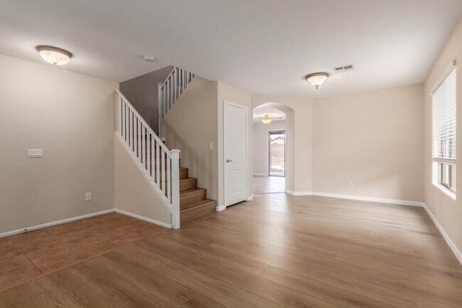 Foto del edificio - 42556 W Anne Ln