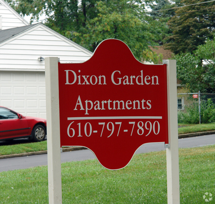 Signage - Dixon Garden Apartments