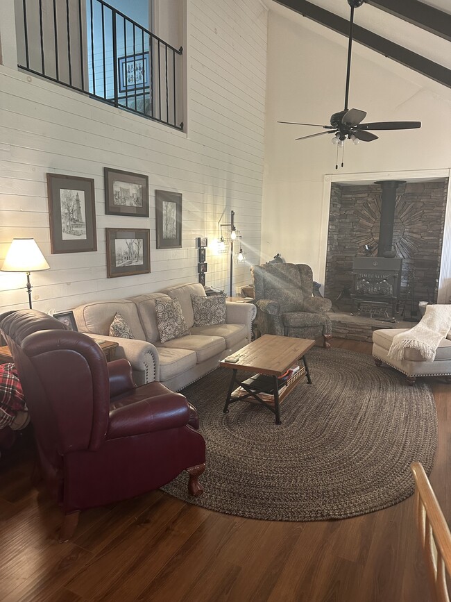 Building Photo - 17712 Minnow Way