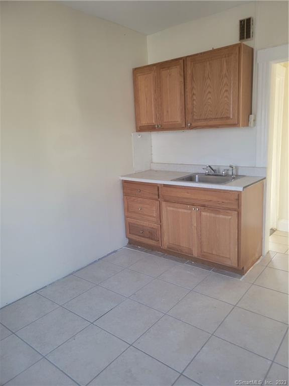 Building Photo - 45 Warrenton Ave
