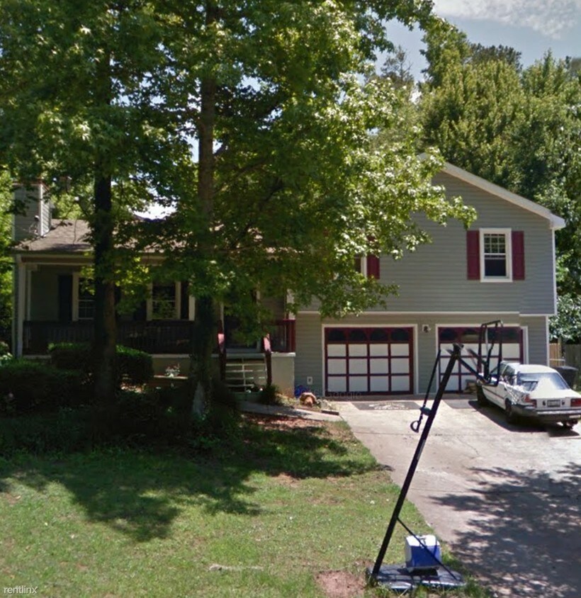 Primary Photo - 245 Hickory View Dr