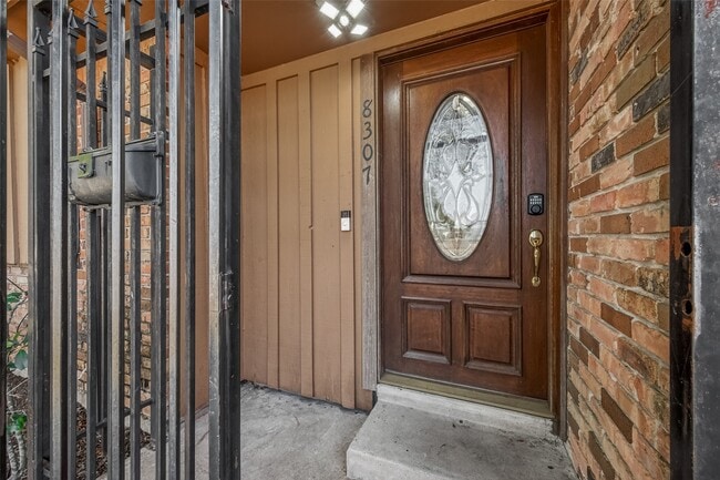 Building Photo - 8307 Carvel Ln