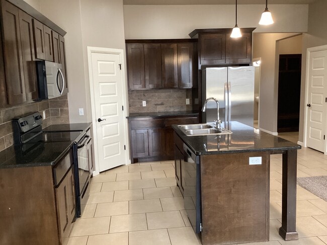 Foto del edificio - 11232 NW 101st St