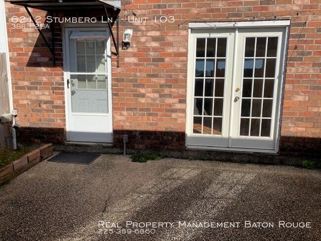 Building Photo - Great Condo On Stumberg!