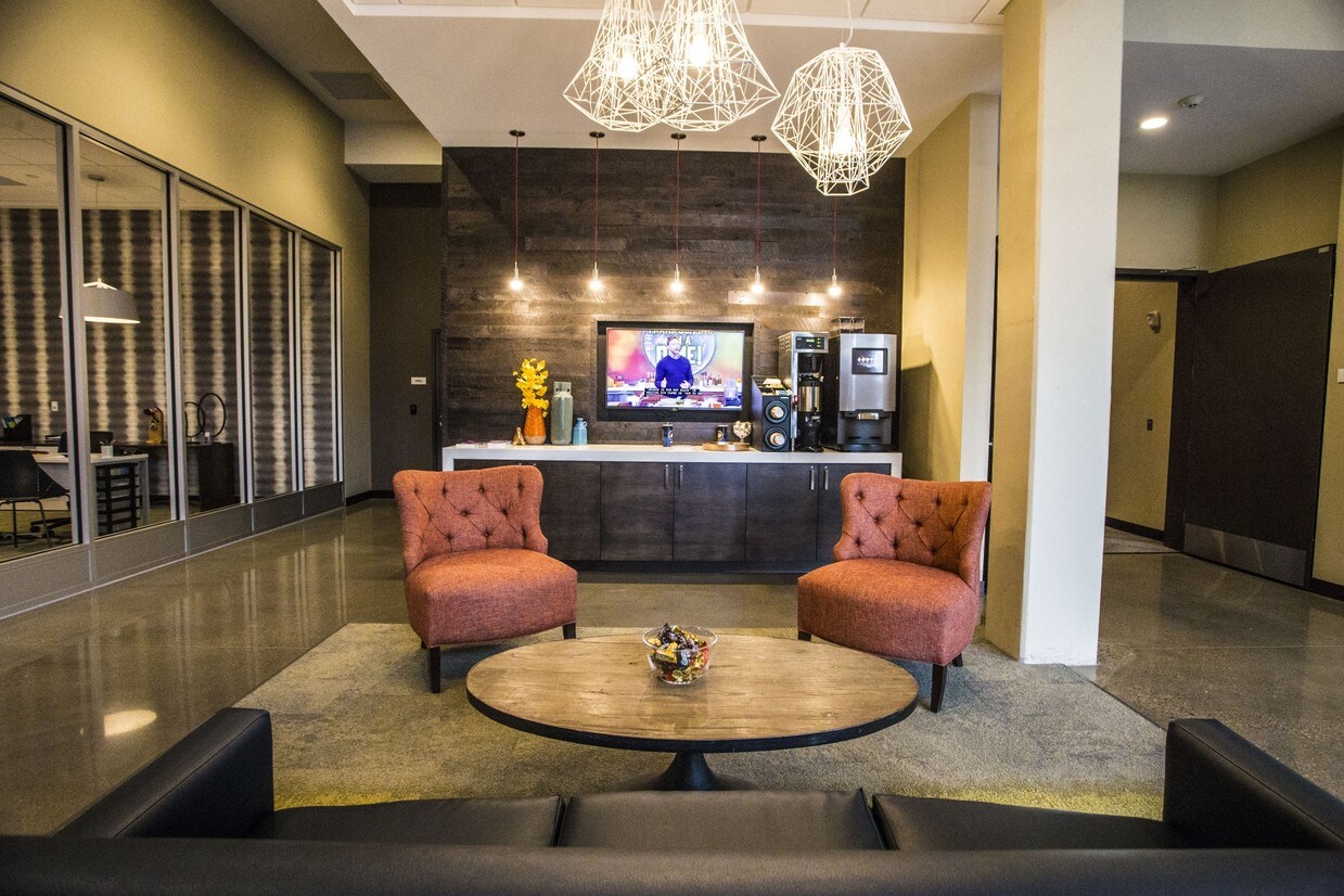 WaHu Apartments Minneapolis, MN