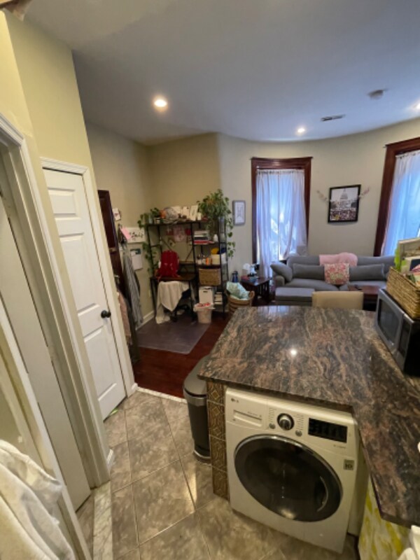 Foto del edificio - 1425 Allison St NW