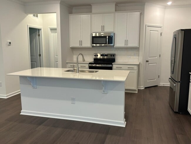 Building Photo - 142 Beachcomber Dr