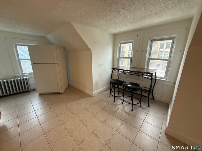 Foto del edificio - 58 Kellogg St