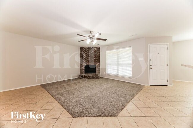Foto del edificio - 2708 Beverly Dr