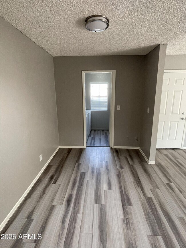 Foto del edificio - 6527 N 67th Ave