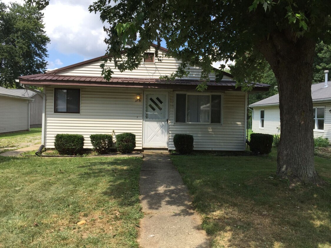 Primary Photo - Updated 3BR Plain Township Ranch
