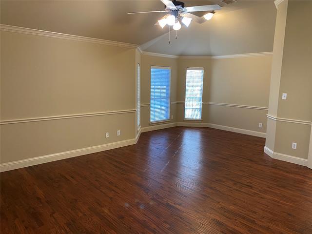 Foto del edificio - 301 Tobiano Ct