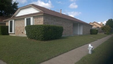 Building Photo - 920 N Bryan-Belt Line Rd