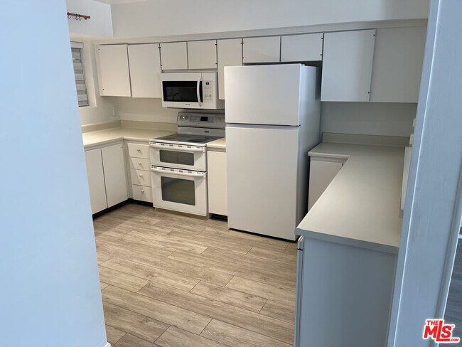 Foto del edificio - 2612 Torrey Pines Rd