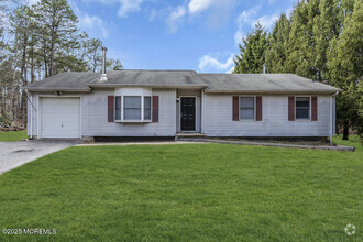 Building Photo - 568 E Veterans Hwy