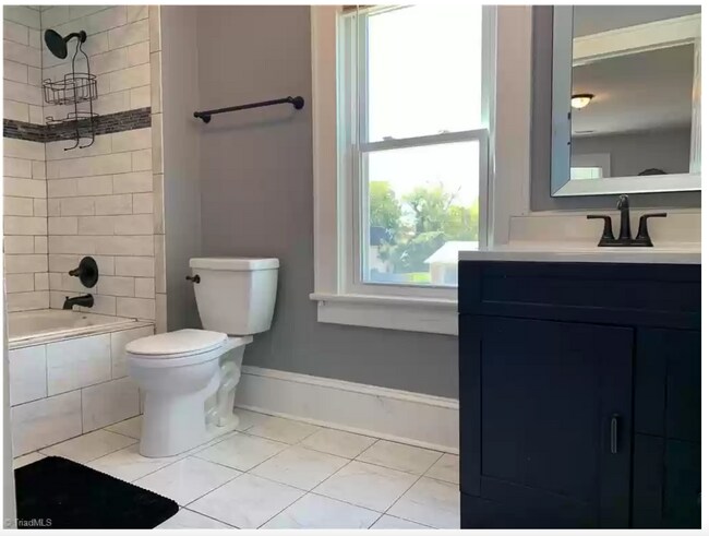 Foto del edificio - 306 Beech St