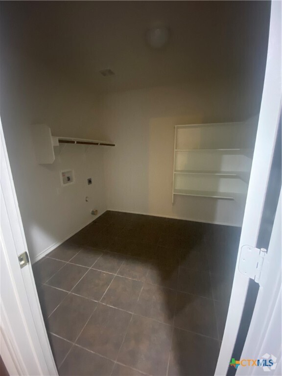 Building Photo - 112 Yaupon Cove
