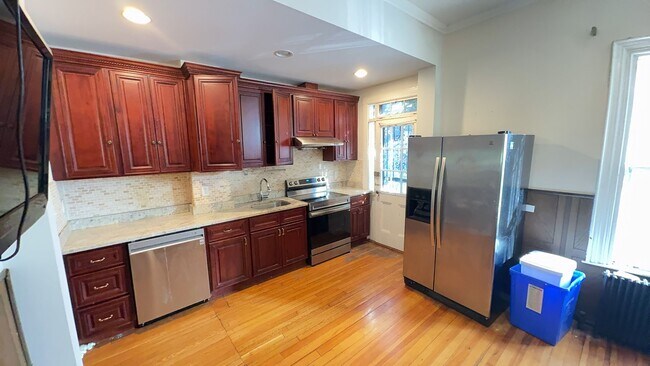 Foto del edificio - 3 Level Brownstone on Charming Street