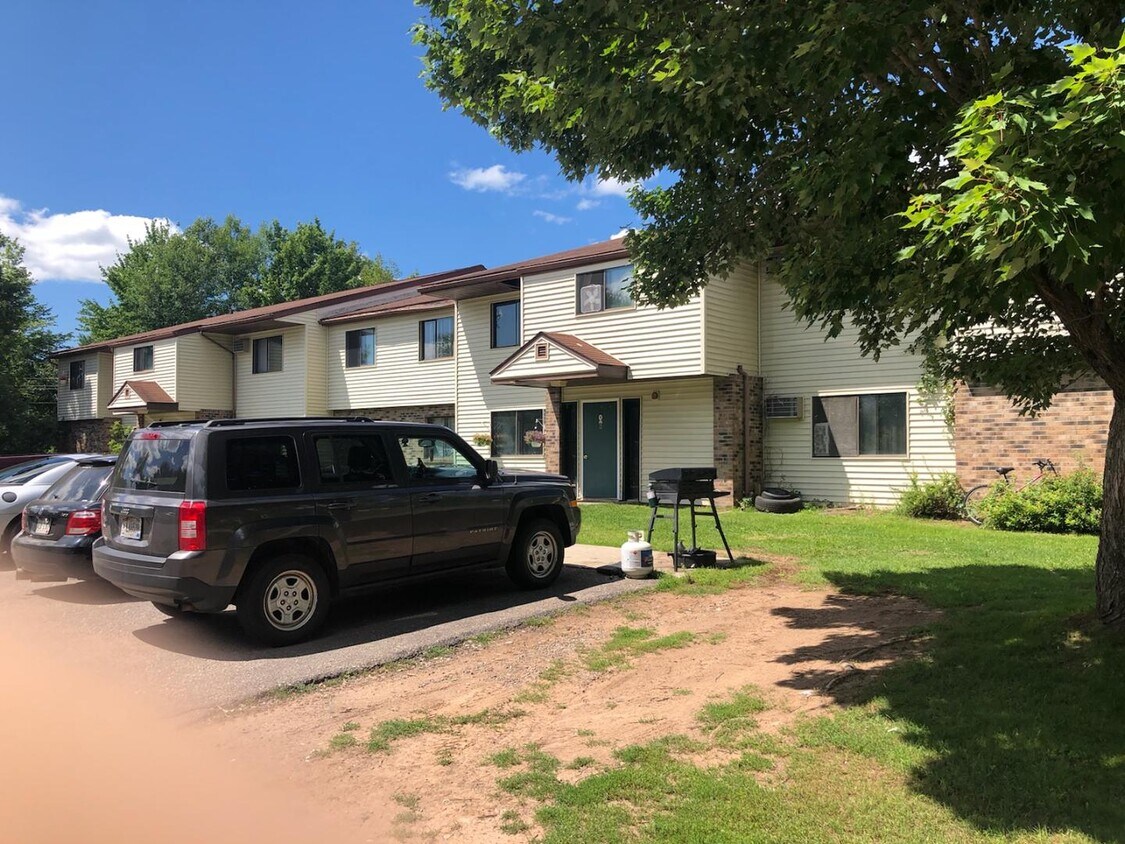 Foto principal - 5322 Lakeview Rd