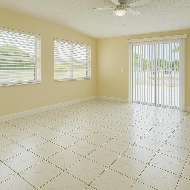 Building Photo - 747 Orchid Dr