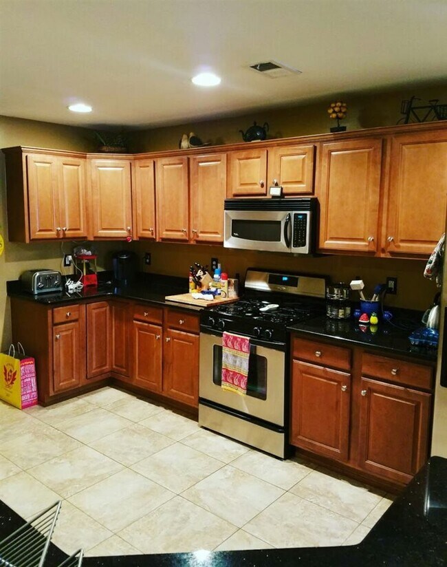 77 Boatworks Dr, Bayonne, NJ 07002 House Rental in Bayonne, NJ