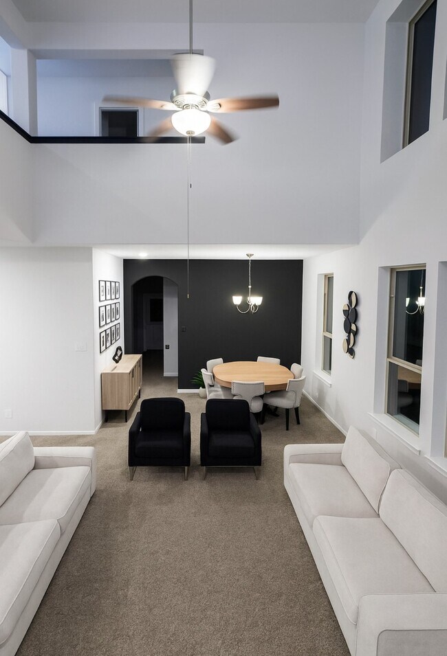 Foto del edificio - 14224 Grand Hls Dr