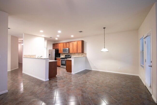 Building Photo - 9417 Eagle Knoll Dr