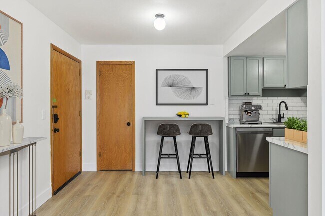 Foto del edificio - 99 E 54th St