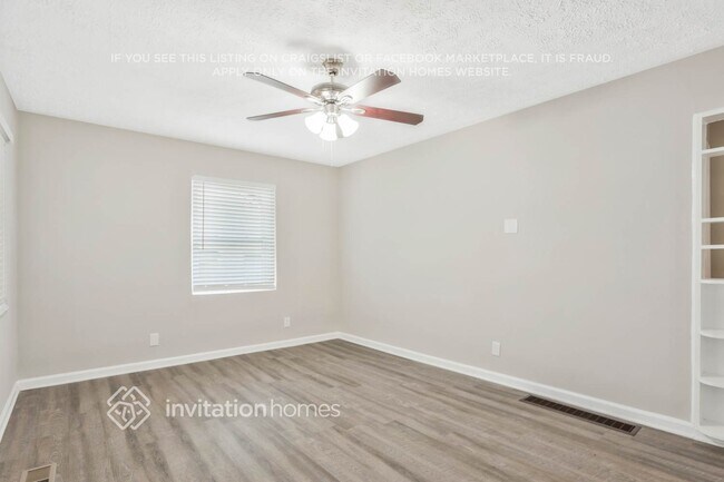 Building Photo - 2100 Dellwood Pl
