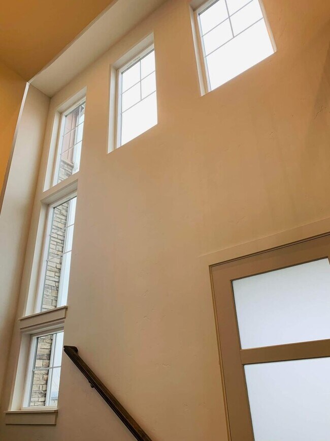 Foto del edificio - Stunning Home in Harris Ranch with Communi...