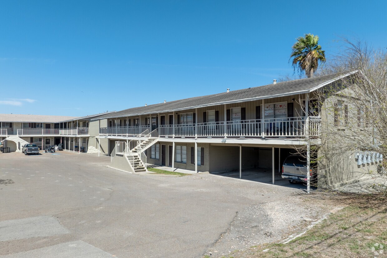 Primary - Westwood Apartments