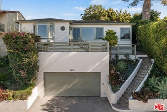 Building Photo - 3815 Franklin Ave