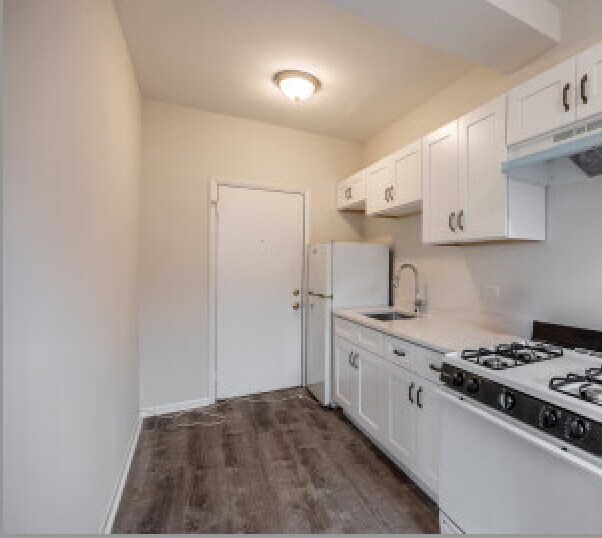 Foto del edificio - 7715 N Marshfield Ave